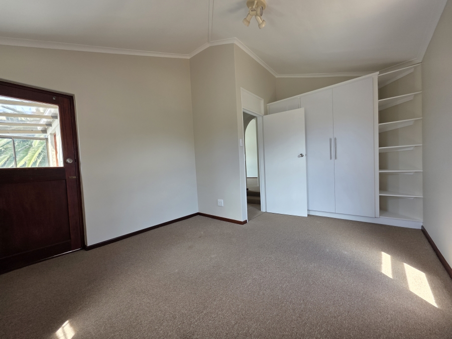 5 Bedroom Property for Sale in Bayview Western Cape